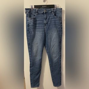 American Eagle Super High Rise Jegging